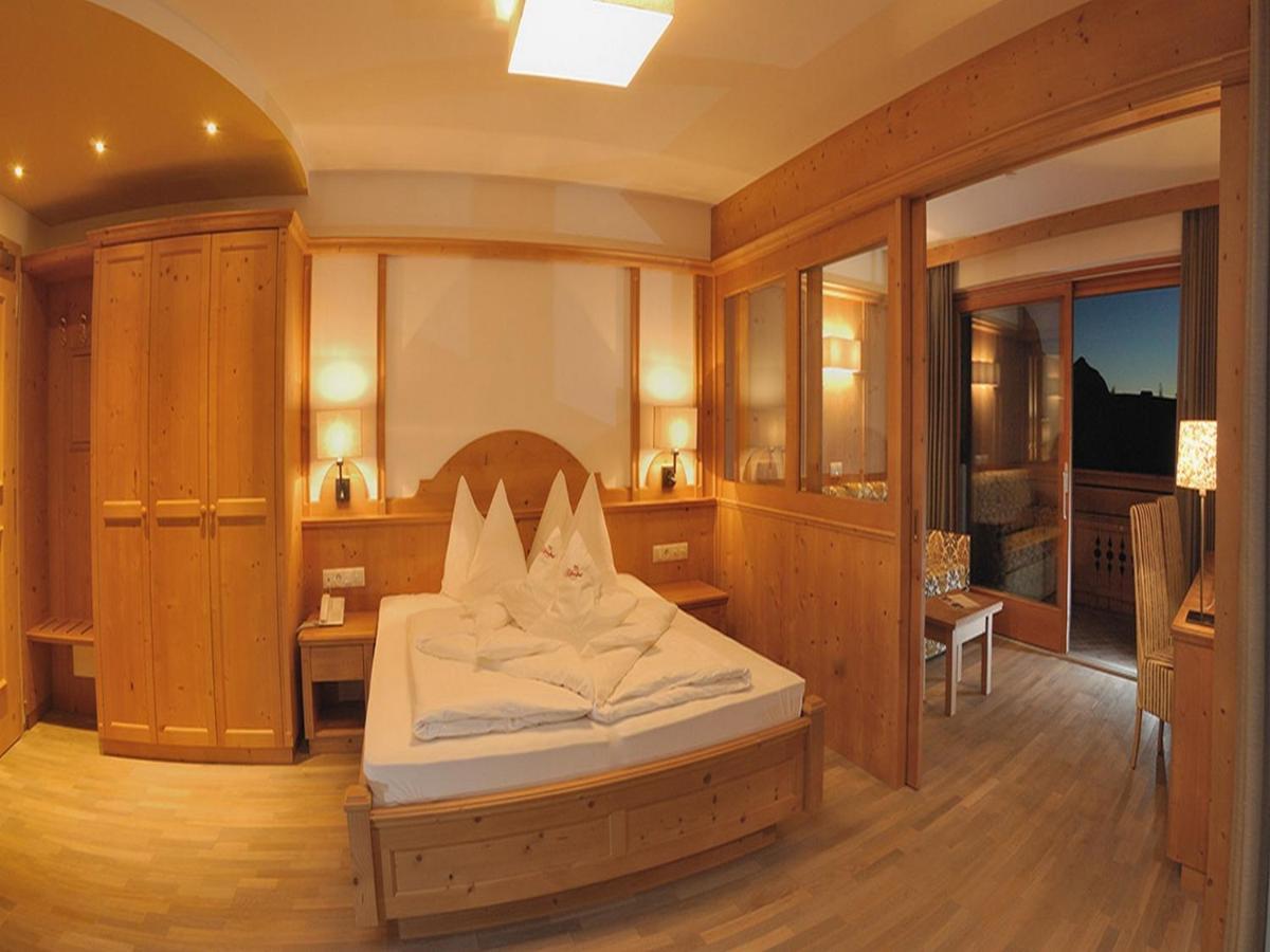 Rosslaufhof 4*